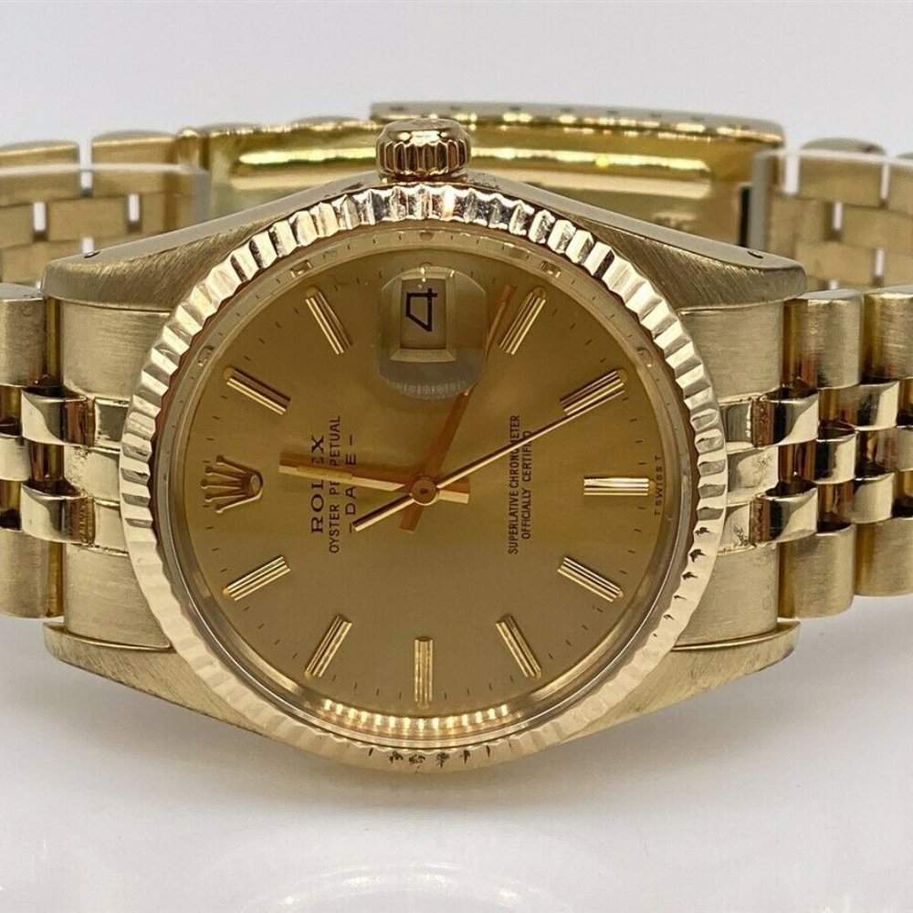 Men's 34mm Rolex 14k w/ PAPERS